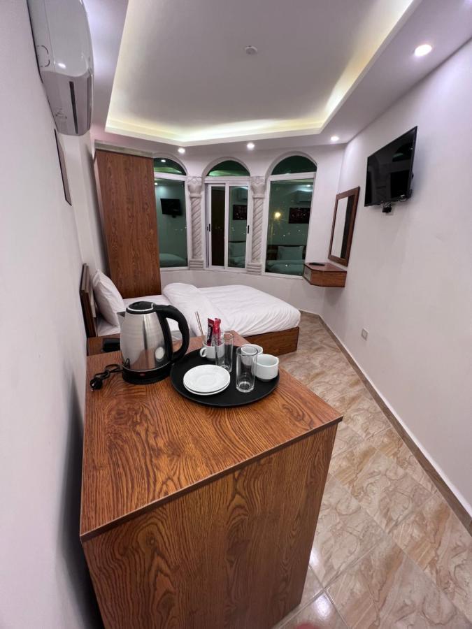 Petra Family Hotel Wadi Musa Exterior foto
